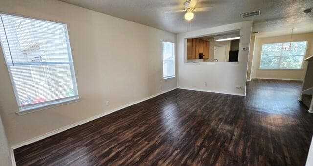 rental at 8015  Thicket Pass in San Antonio, TX — photo 3