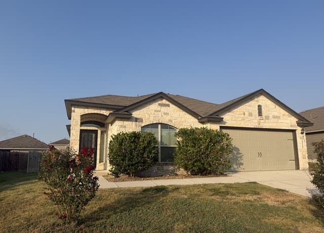 rental at 2510  Lonesome Creek Trl in New Braunfels, TX — photo 3