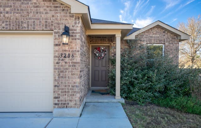 rental at 3206  Shane Rd in San Antonio, TX — photo 2