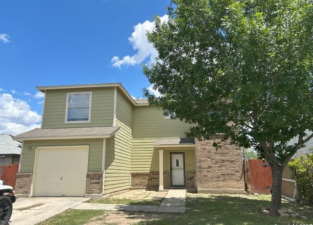 rental at 2126  Hollow Circle in San Antonio, TX — photo 1