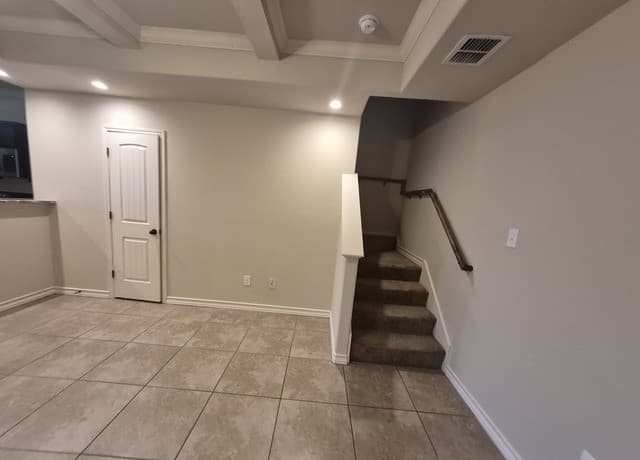 rental at 7011  Micayla Cove Unit 102 in San Antonio, TX — photo 3