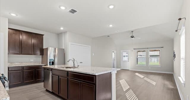rental at 7244  Storms End in San Antonio, TX — photo 3