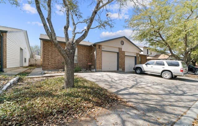 rental at 6018  Norse in San Antonio, TX — photo 3