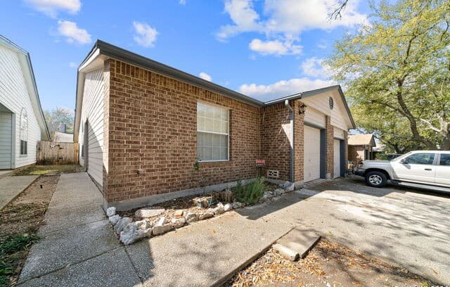 rental at 6018  Norse in San Antonio, TX — photo 4