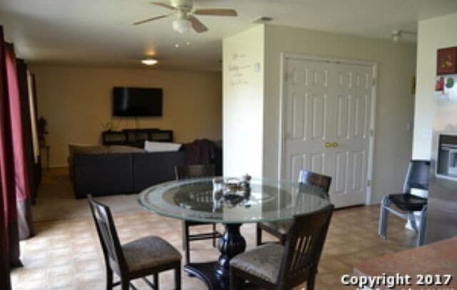 rental at 9310  Dublin Grn in San Antonio, TX — photo 4
