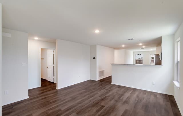rental at 526  Wild Olive Way in San Antonio, TX — photo 2