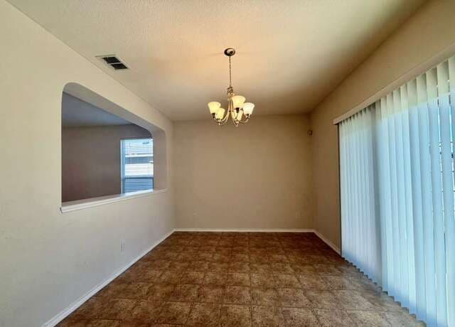 rental at 9927  Tampke Falls in San Antonio, TX — photo 4