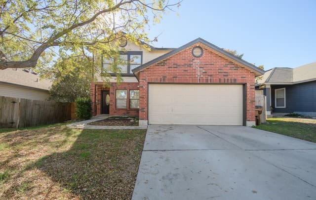 rental at 8166  Cheryl Meadow Dr in Converse, TX — photo 3