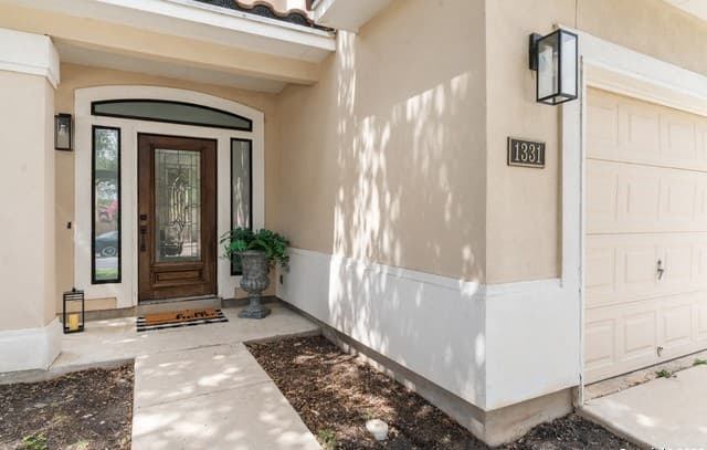 rental at 1331  Pinnacle in San Antonio, TX — photo 3