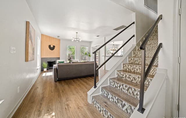 rental at 1331  Pinnacle in San Antonio, TX — photo 5