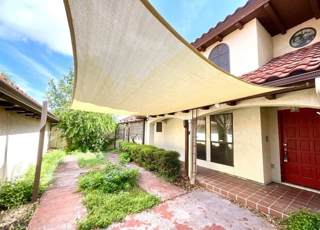 rental at 7326  Putter in San Antonio, TX — photo 3