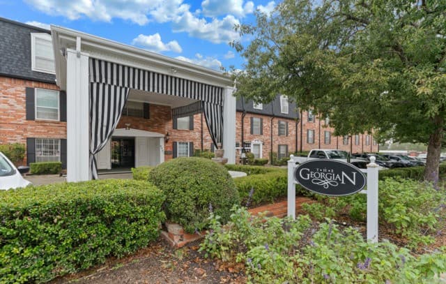 rental at 8401 N New Braunfels Avenue Unit 240 in San Antonio, TX — photo 1