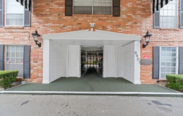 rental at 8401 N New Braunfels Avenue Unit 240 in San Antonio, TX — photo 2