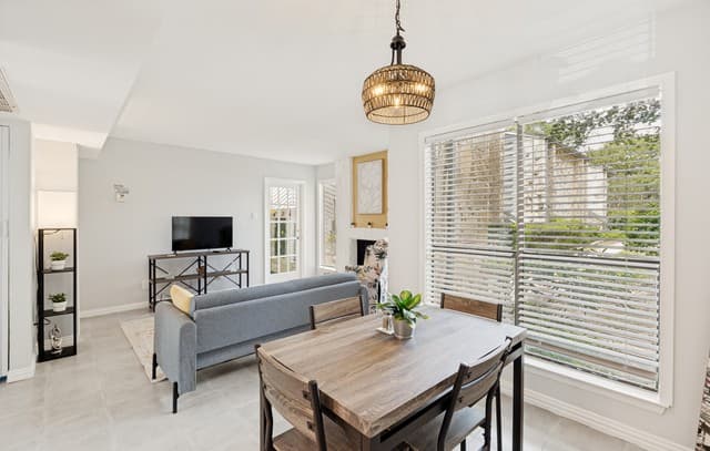 rental at 3843  Barrington Unit 174T in San Antonio, TX — photo 4