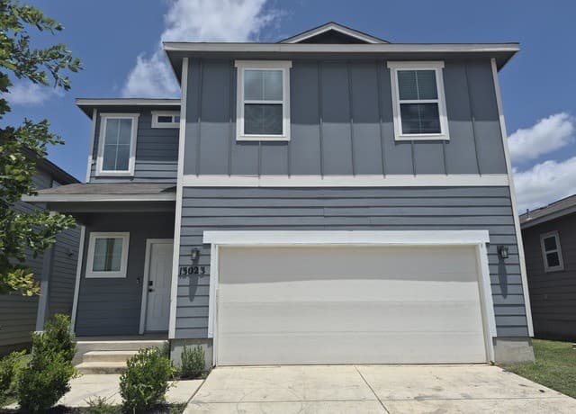 rental at 13023  Kathleen St. in St.Hedwig, TX — photo 1