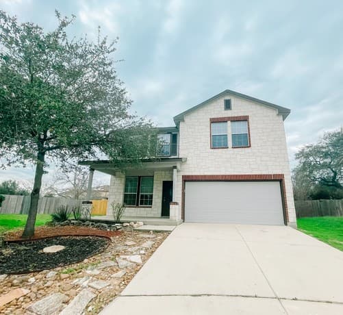rental at 7738  Paraiso Cir in Boerne, TX — photo 1