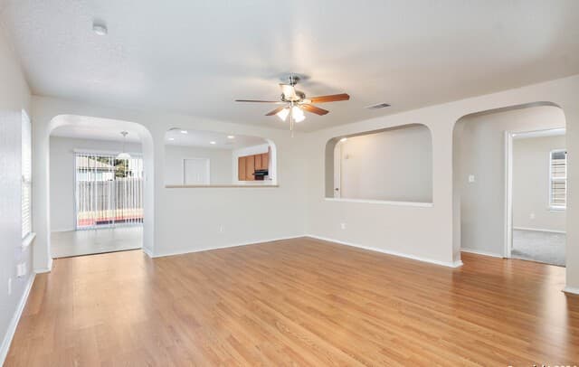 rental at 1531  Ambush Crk in San Antonio, TX — photo 3