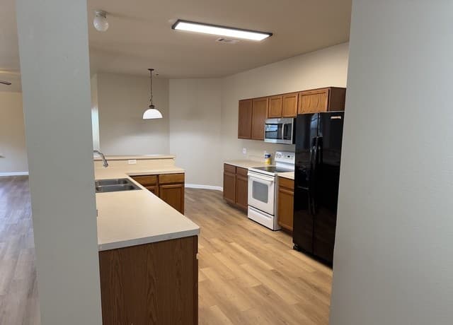 rental at 927  Rustling Cv in San Antonio, TX — photo 3