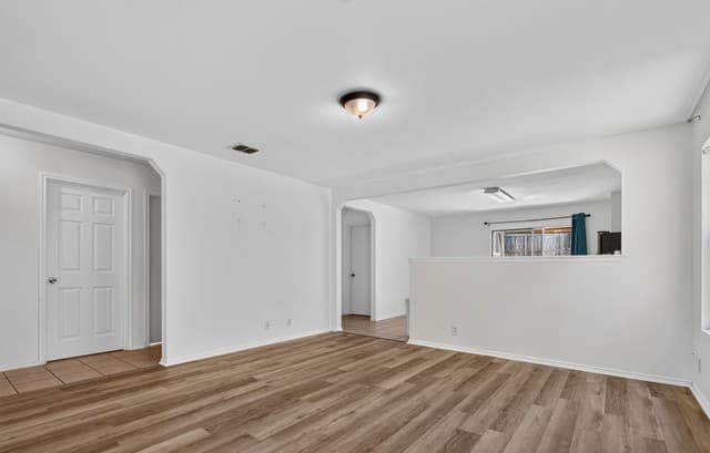 rental at 119  Quince Flower in San Antonio, TX — photo 5