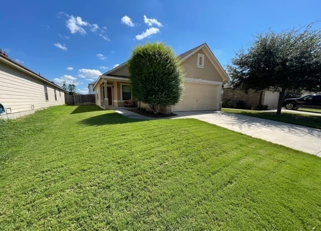 rental at 10210  Dixon Wood in San Antonio, TX — photo 3