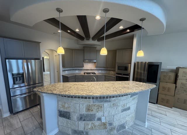 rental at 15230  Comanche Wolf in San Antonio, TX — photo 3