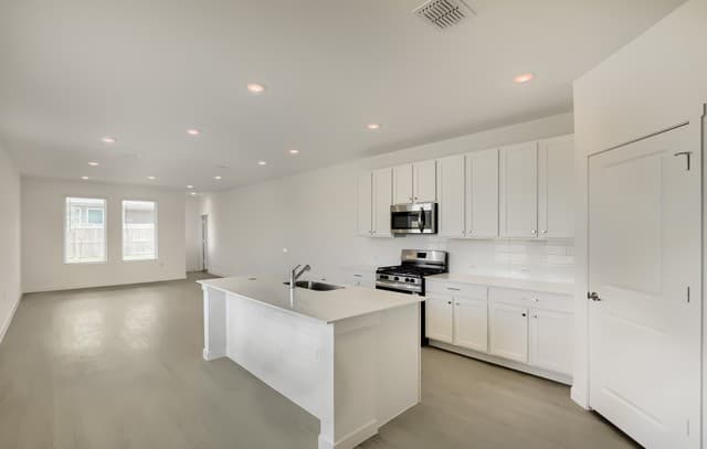 rental at 1427  Althea Bend in San Antonio, TX — photo 2