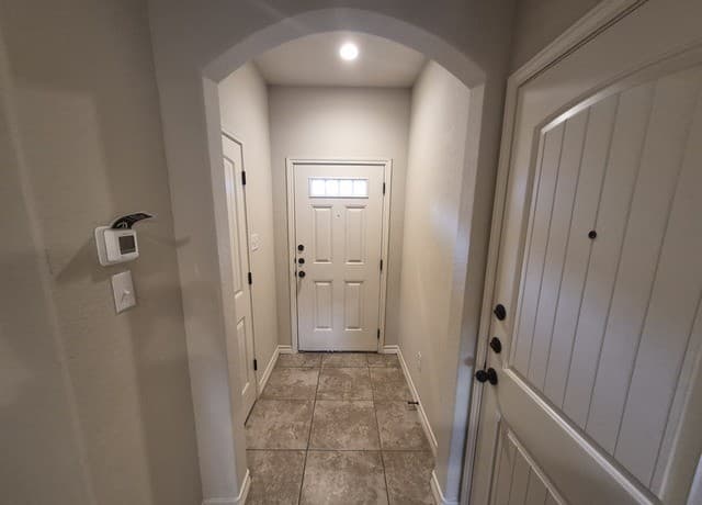 rental at 6306  Luglio Lane Unit 104 in San Antonio, TX — photo 2