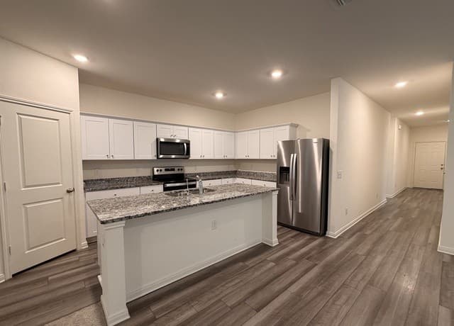 rental at 7423  Cheetah Pass in San Antonio, TX — photo 3