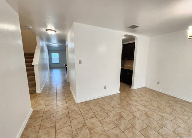 rental at 11723  Verdis Vly in San Antonio, TX — photo 3