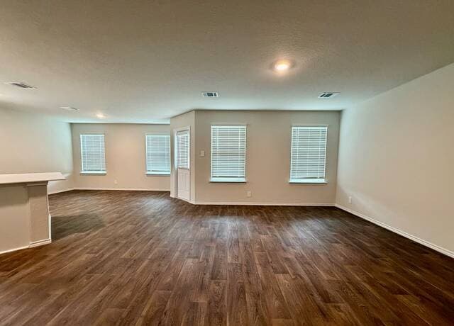rental at 15525  Laughing Owl in San Antonio, TX — photo 3