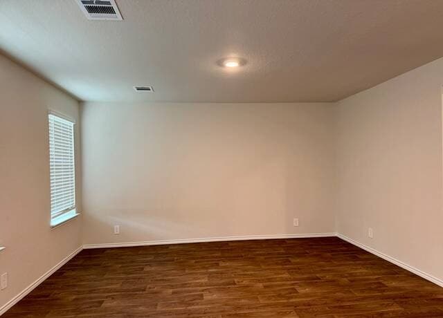 rental at 15525  Laughing Owl in San Antonio, TX — photo 5