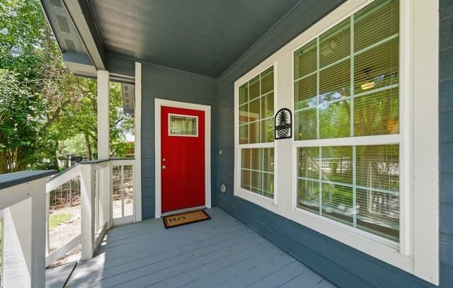 rental at 1125  Delaware St in San Antonio, TX — photo 2