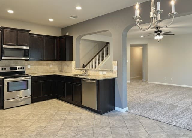 rental at 2249  Olive Hill in New Braunfels, TX — photo 3
