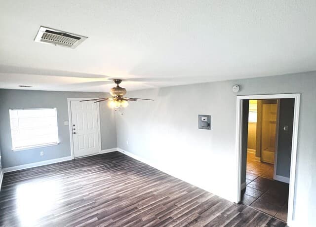 rental at 563 N San Horacio Ave in San Antonio, TX — photo 5