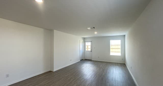 rental at 11653  Dog Rose in Converse, TX — photo 5