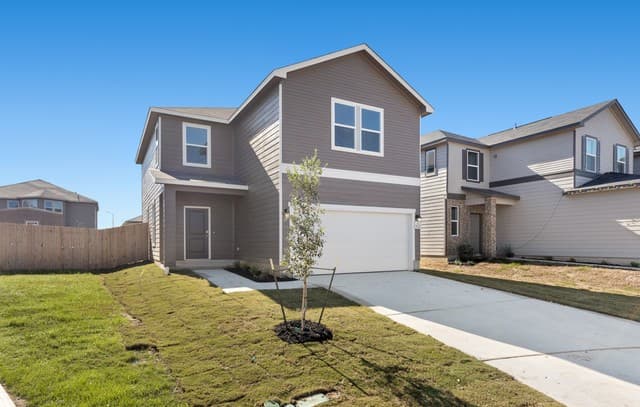 rental at 822  Bifurcate Bnd in San Antonio, TX — photo 2