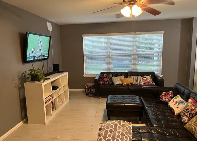 rental at 15710  Robin View in San Antonio, TX — photo 4