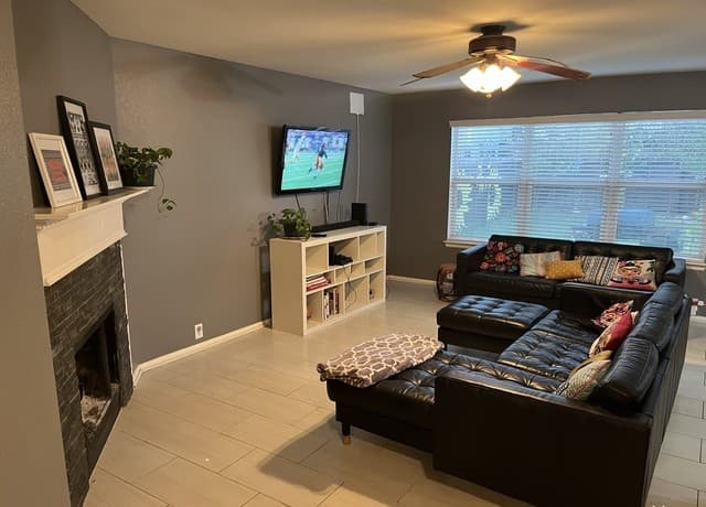 rental at 15710  Robin View in San Antonio, TX — photo 5