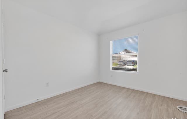 rental at 6906  Arid Way in San Antonio, TX — photo 4