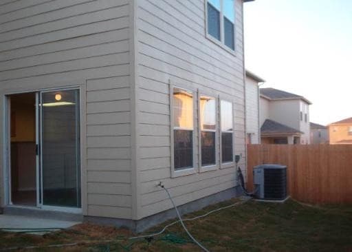 rental at 16138  Branching Oaks in San Antonio, TX — photo 5