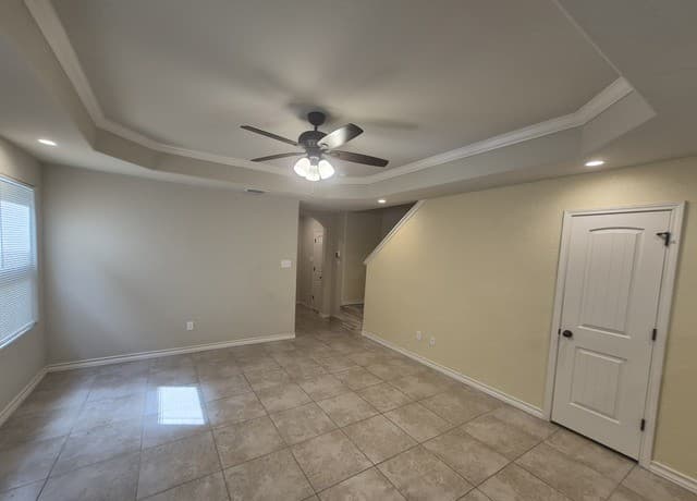 rental at 6926  Lakeview Dr. Unit 102 in San Antonio, TX — photo 3