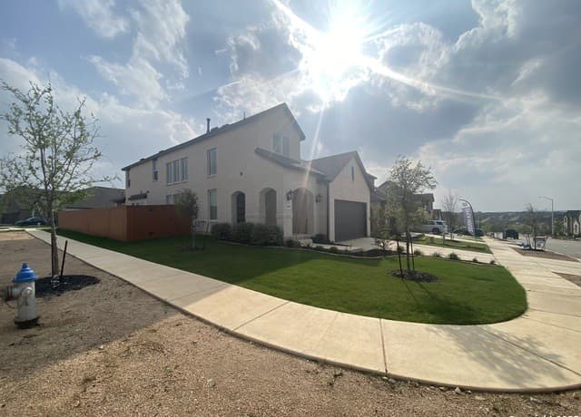 rental at 1809  Nettletree Rd in New Braunfels, TX — photo 3
