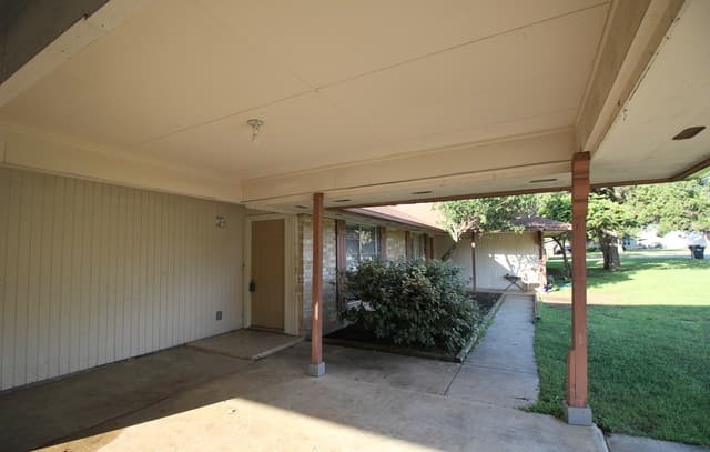 rental at 317  Briarwood Dr in New Braunfels, TX — photo 4