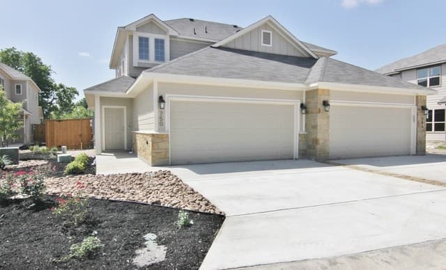 rental at 750  Milestone Park in New Braunfels, TX — photo 1
