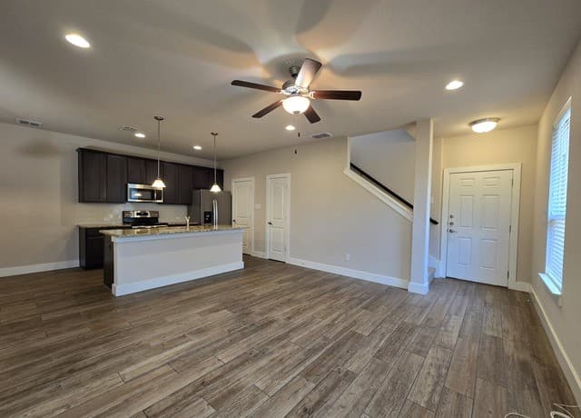 rental at 750  Milestone Park in New Braunfels, TX — photo 4