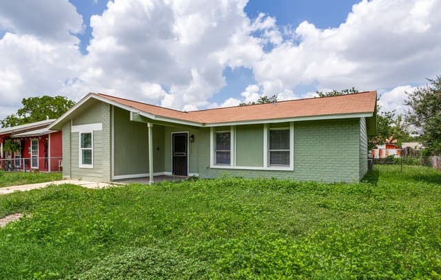 rental at 5535  Red Sky St in San Antonio, TX — photo 3