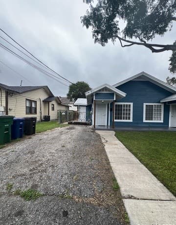 rental at 124  Wiggins Pl in San Antonio, TX — photo 3