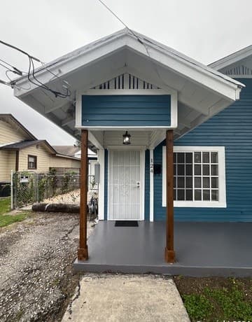 rental at 124  Wiggins Pl in San Antonio, TX — photo 4