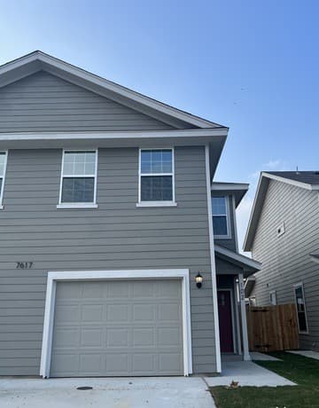 rental at 7617  Agave Bend Unit 102 in San Antonio, TX — photo 2