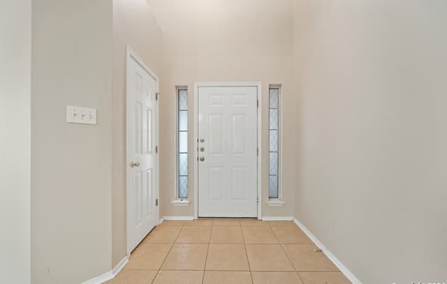 rental at 8926  Valhalla in Selma, TX — photo 5